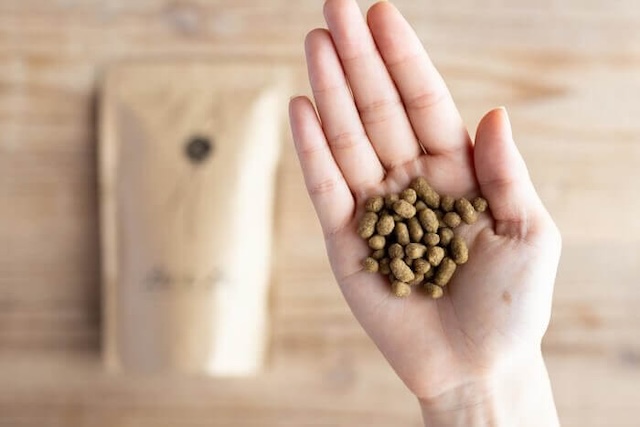 Leo&Lea(レオアンドレア)ドッグフードの粒