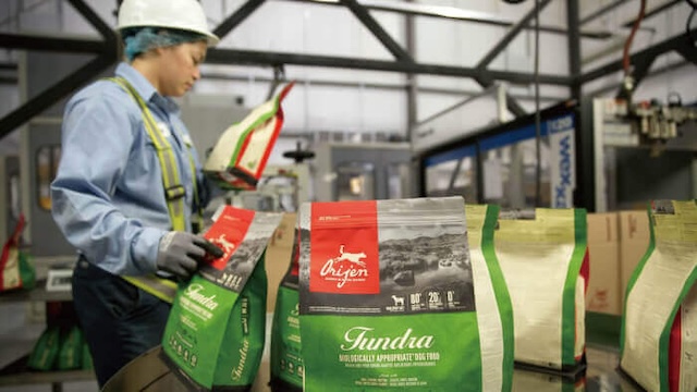 オリジンドッグフードの工場