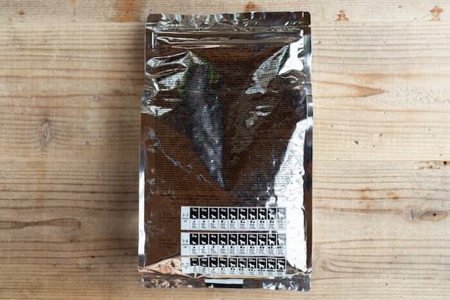 ファインペッツ極の袋の裏面