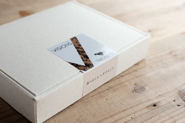 ヴィジョンズドッグフードの箱