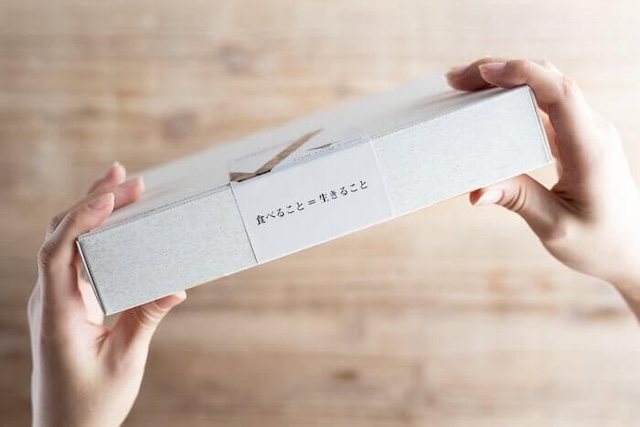 ヴィジョンズドッグフードの箱の側面